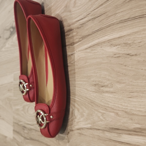 Michael Kors Fulton Ballet Flat - Picture 7 of 8